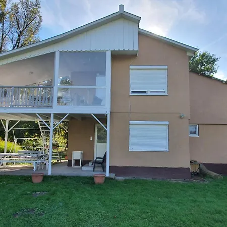 Holiday home Sneci Vendeghaz Bogyiszlo